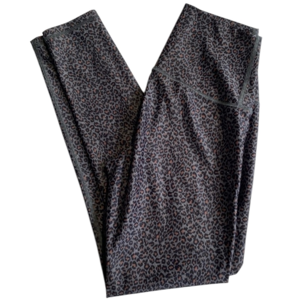 OFFLINE by AERIE Leopard Print High Waisted Leggings Soft Stretchy Comfy M